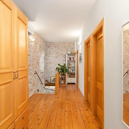 Villa Il Melograno Hvar With Pool & Bbq Vikendica