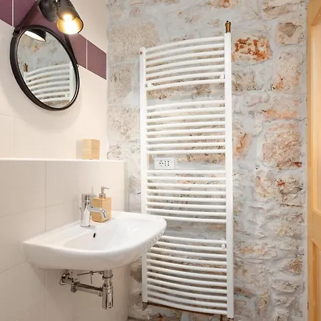 Villa Il Melograno Hvar With Pool & Bbq Vikendica