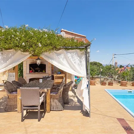 Villa Il Melograno Hvar With Pool & Bbq *